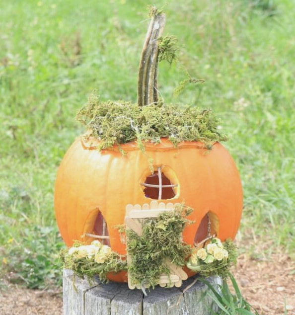 DIY Pumpkin Fairy House