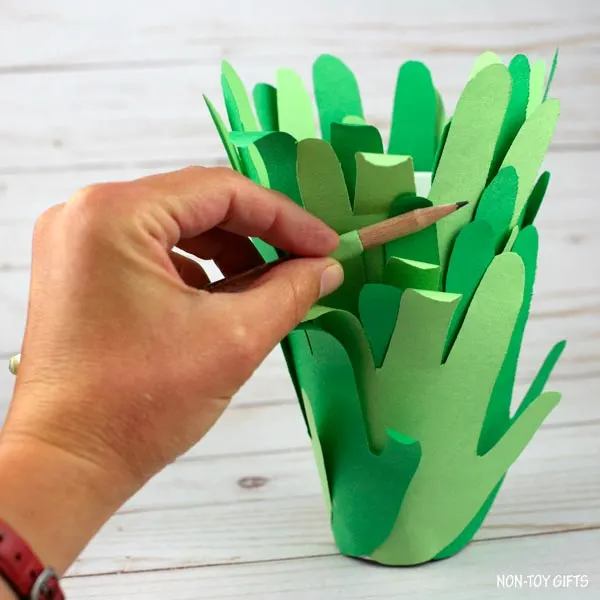 rolling up the fingers