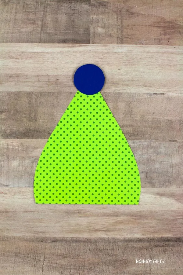 pom-pom hat