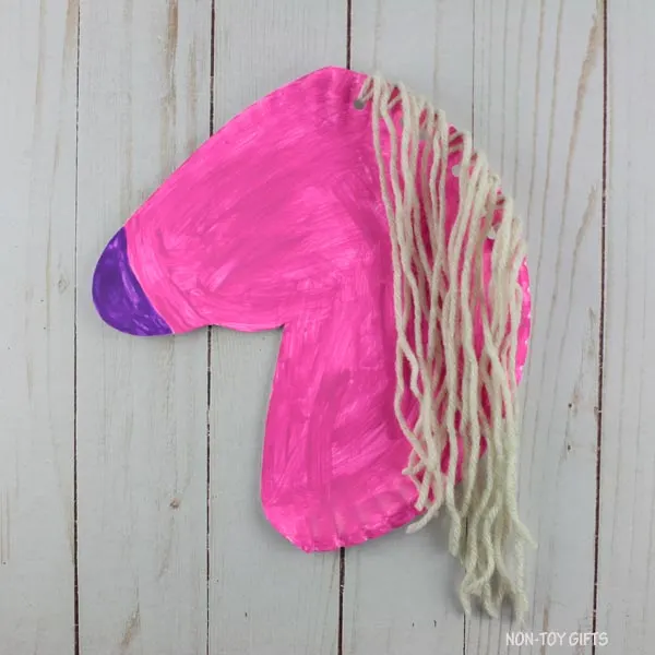 Yarn mane