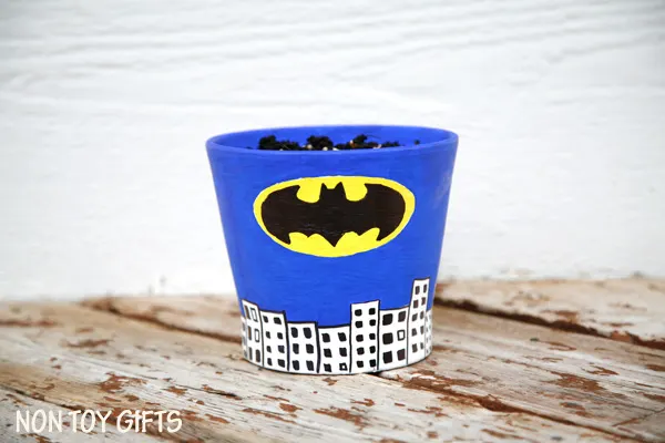 Batman grass pot - fun craft for kids