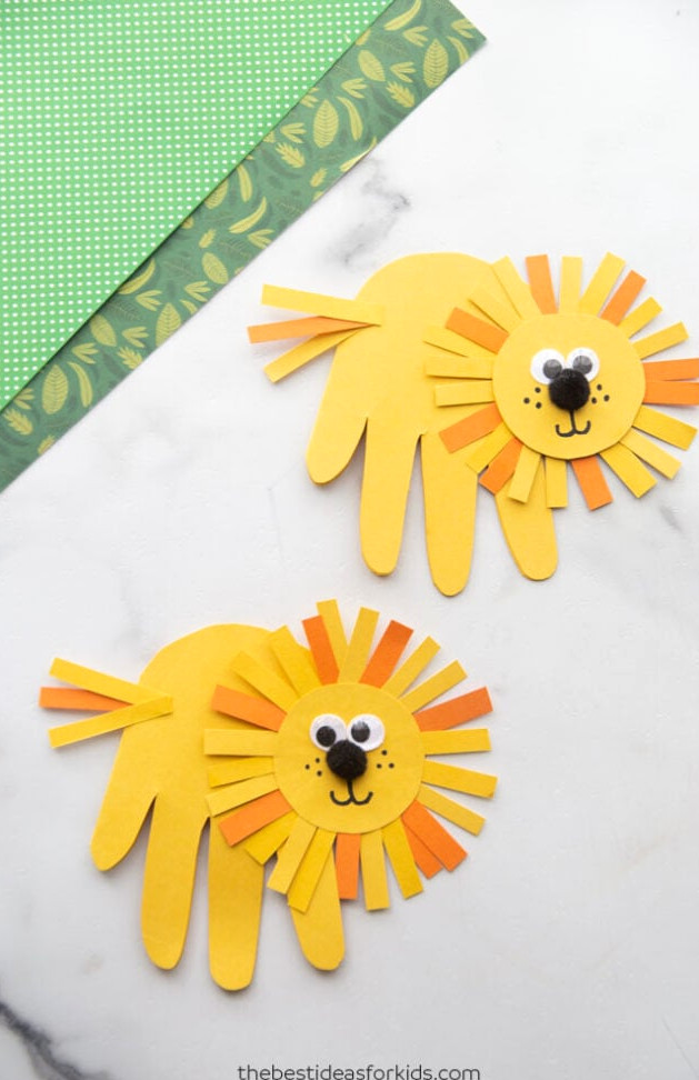 lion handprint card