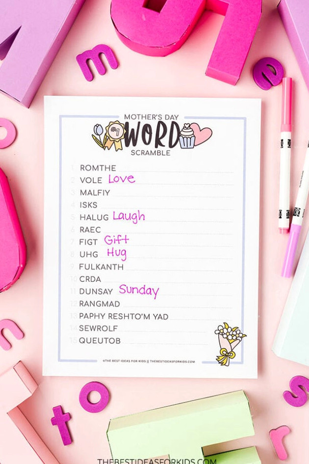 Free Printable Word Scramble for Mother's Day