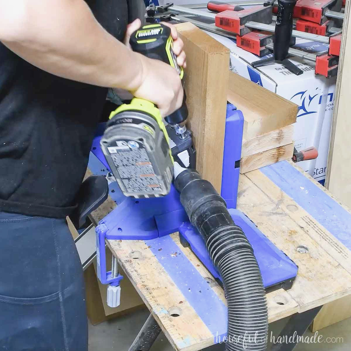 Making pocket holes in the table top slats. 