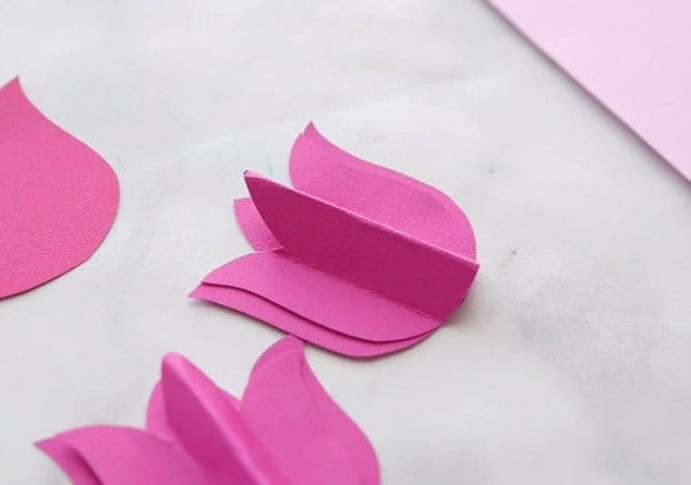 Glue Paper Tulips together