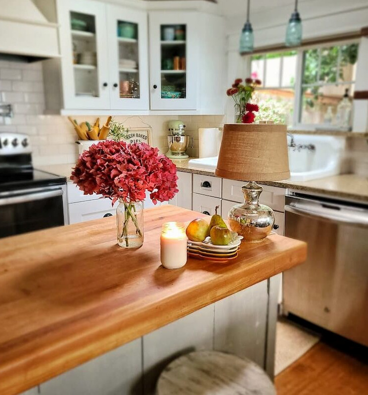 Creative Ways To Use Flowers & Plants in Your Home