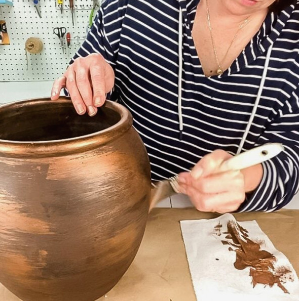 using copper paint on planter
