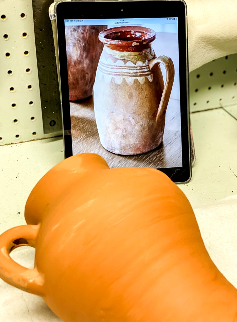 vase with picture of vase on ipad