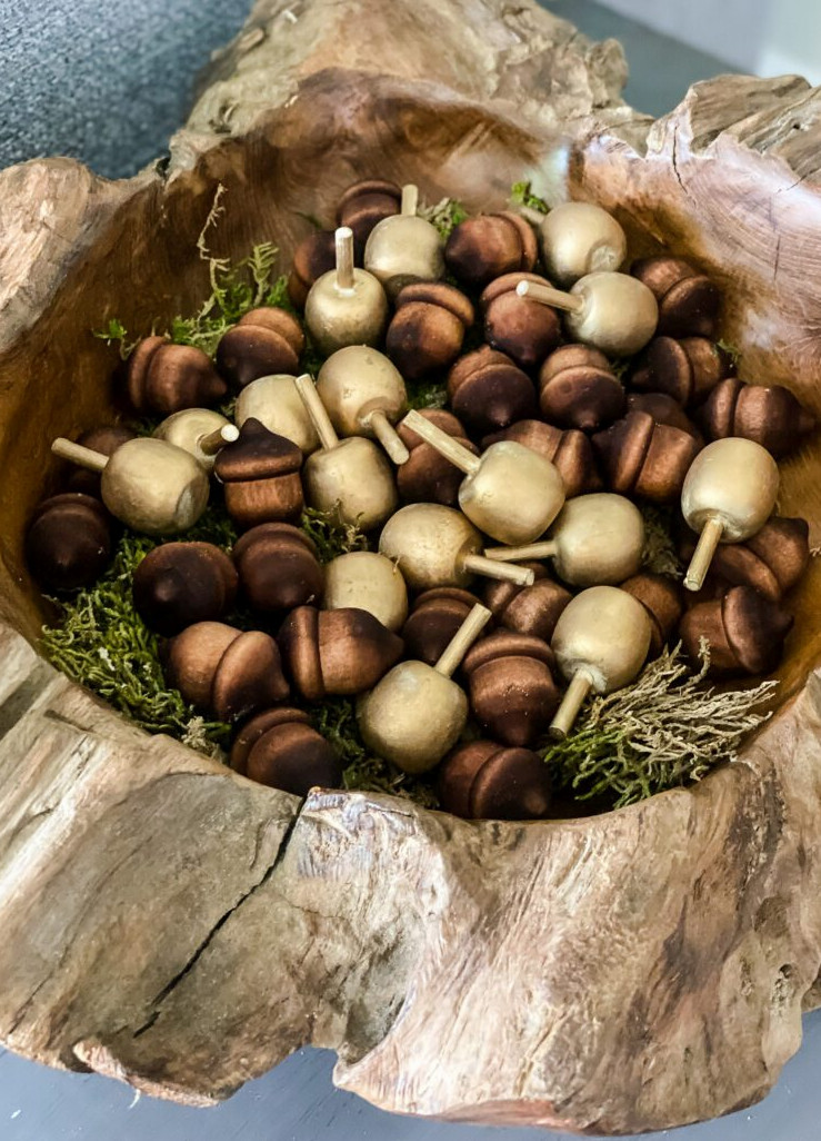 teak bowl with wood bowl fillers