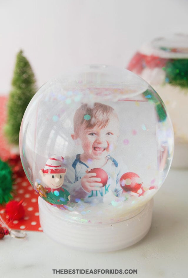 How to Create a Homemade Snow Globe