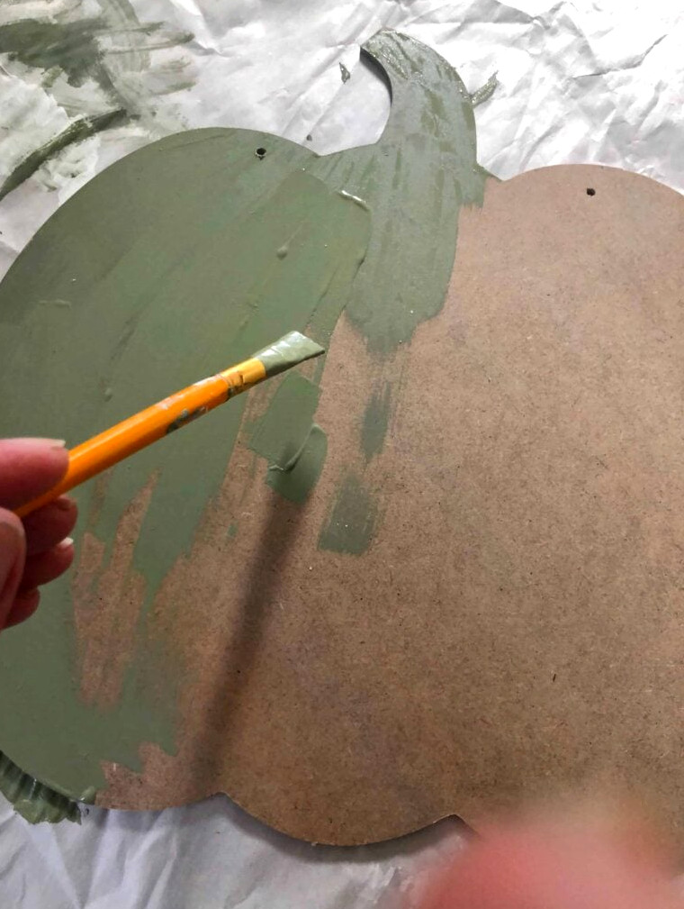painting a sign