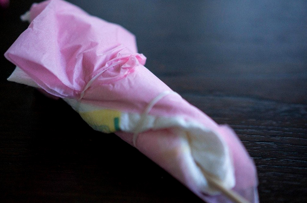 How to create a diaper bouquet 5