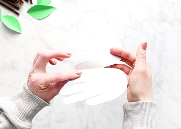 Handprint card open