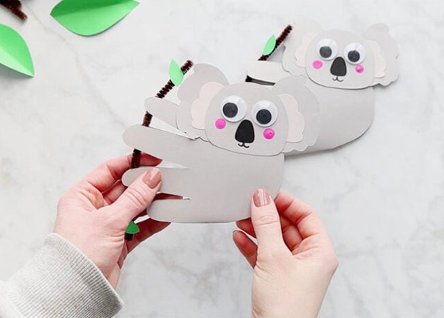 Pipe cleaner attached to koala card