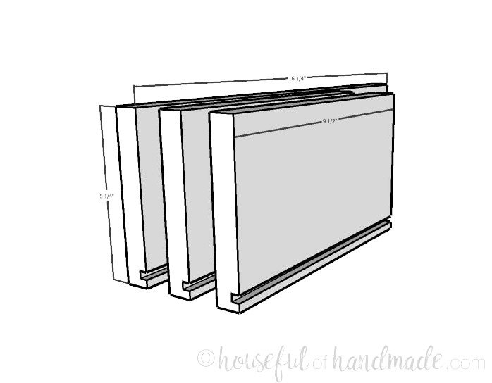 Small console table build step 7: cutting the groove for the drawer bottom. Housefulofhandmade.com