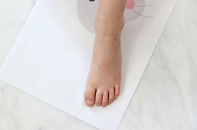 Foot printing onto paper