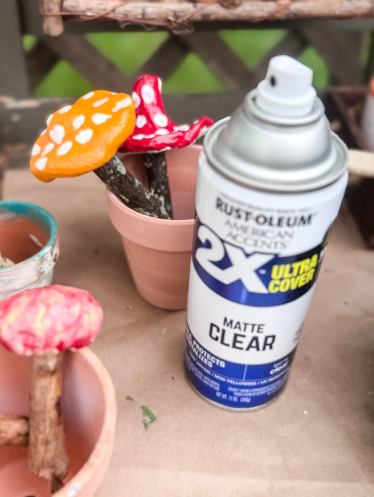 tin of transparent spray paint