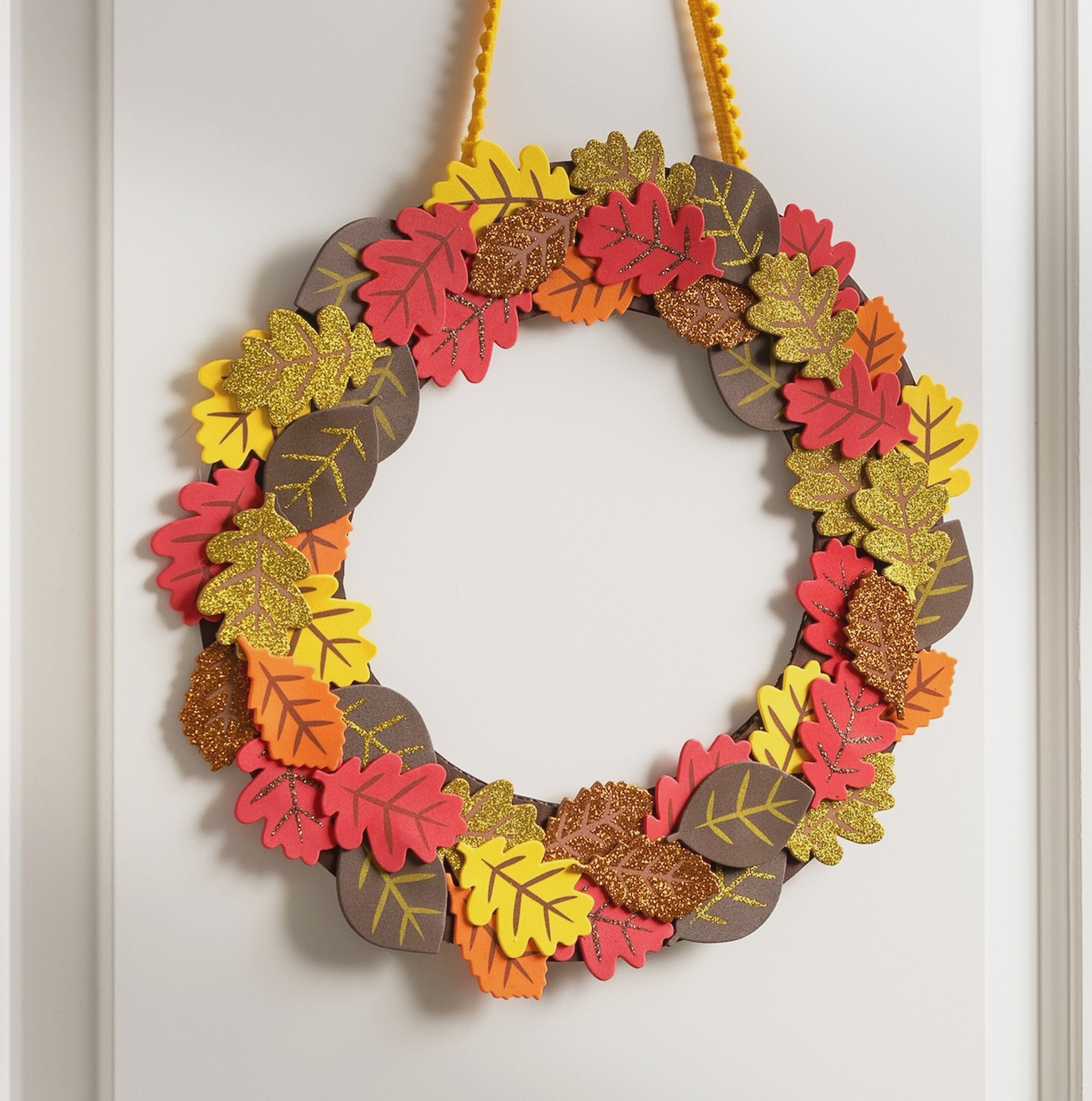 how to make a fall wreath with kids