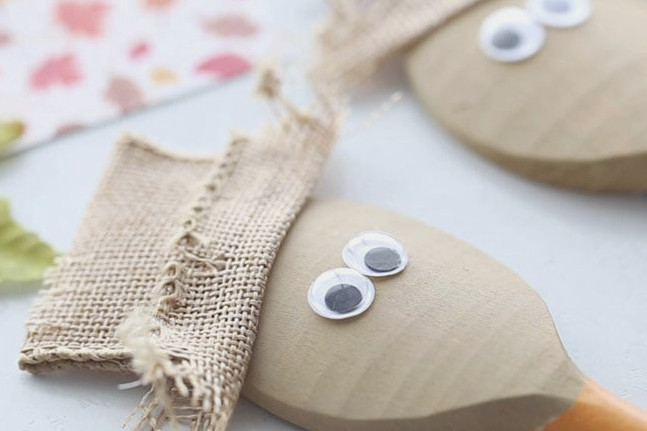 Add Googly Eyes to Spoon