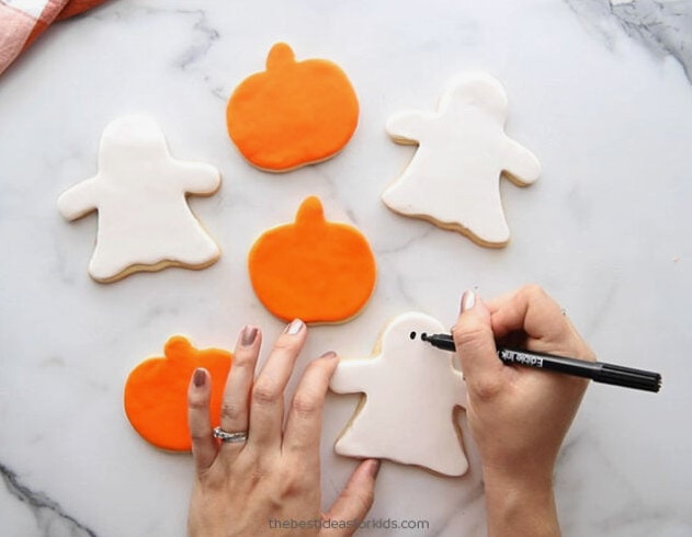 Add edible ink on top of cookie