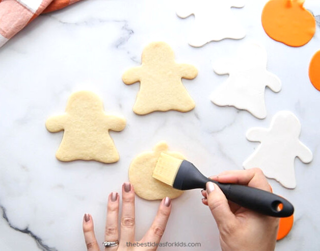 Brush on cookies