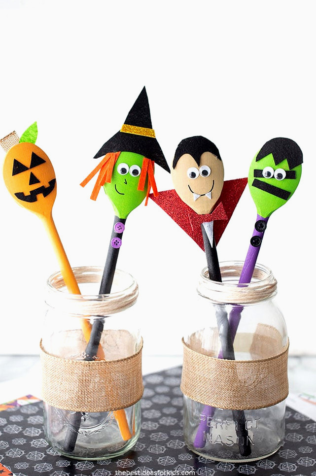 Halloween Wooden Spoon Crafts