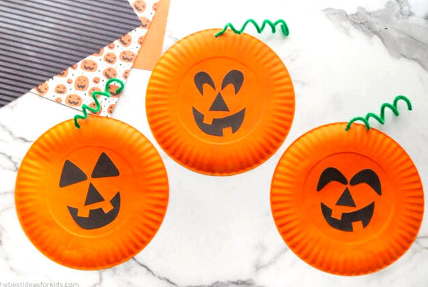 Paper Plate Pumpkin Craft for Kids