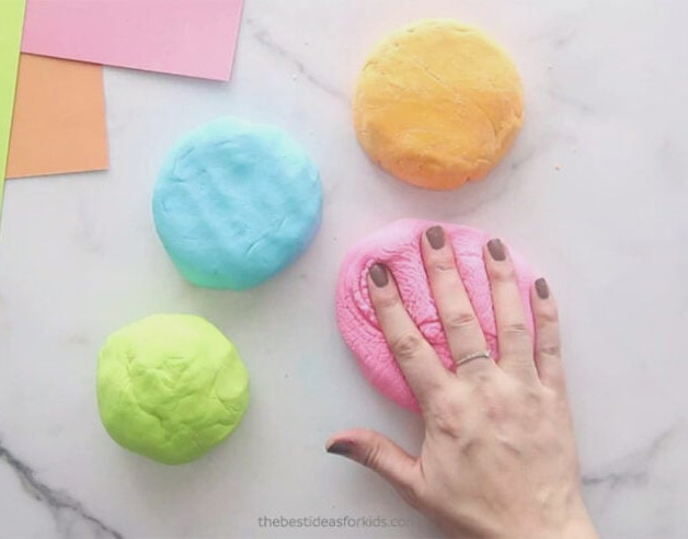 2 Ingredient Cloud Dough