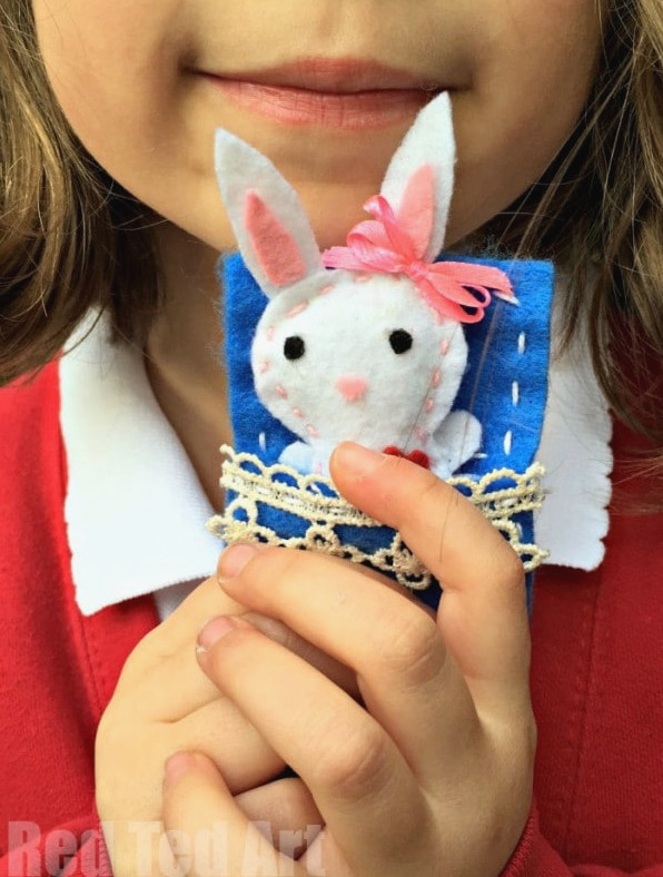 Cute Felt Softies Free Rabbit Pattern - how to teach kids to sew