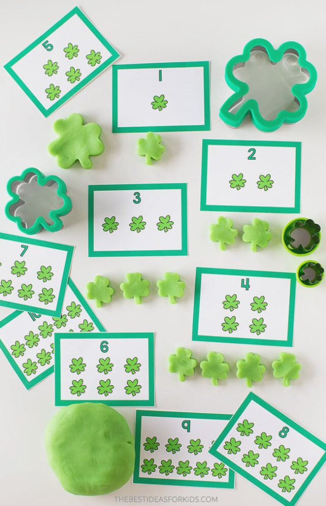 St Patrick's Day Counting Cards Free Printables