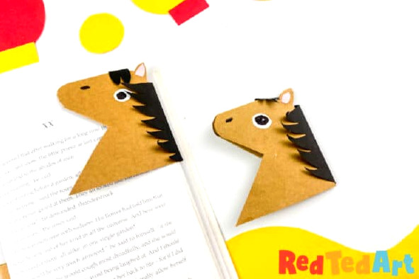 Easy Paper Horse Corner Bookmark for Kids to make for The Year of the Horse