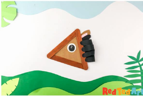placing eyes and ears on a horse
