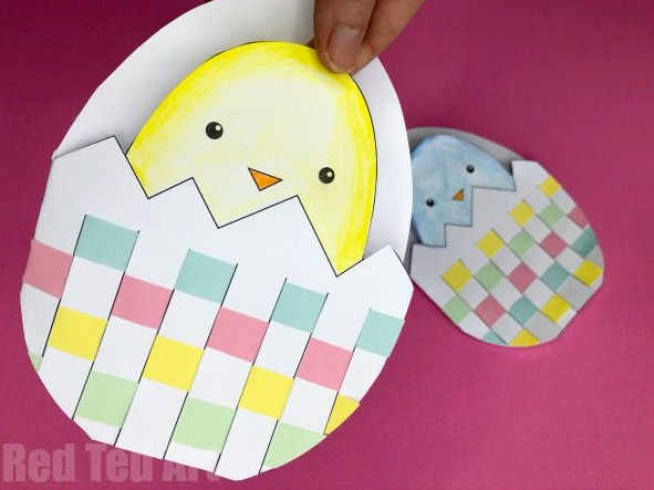 Finished printable easter chick card (woven egg)