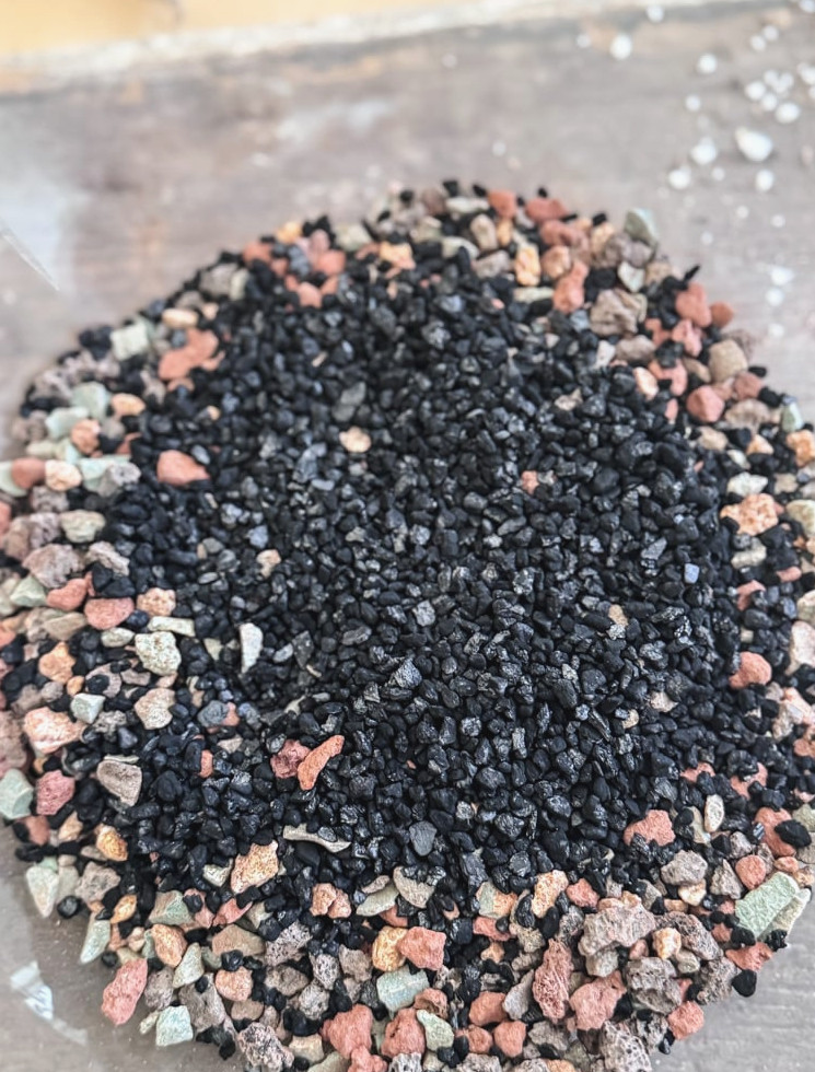 terrarium gravel and charcoal