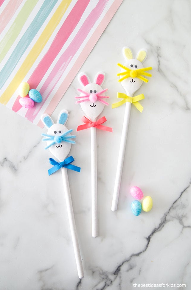 Wooden Spoon Bunny Easter Crafts