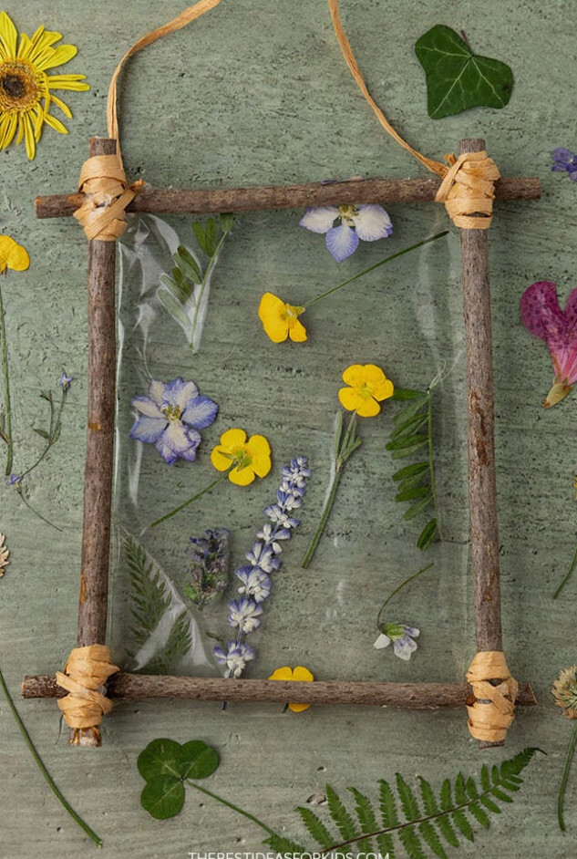 Nature Stick Frame Craft