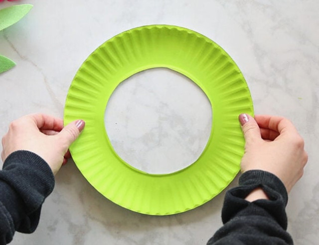 Paint Paper Plate Green