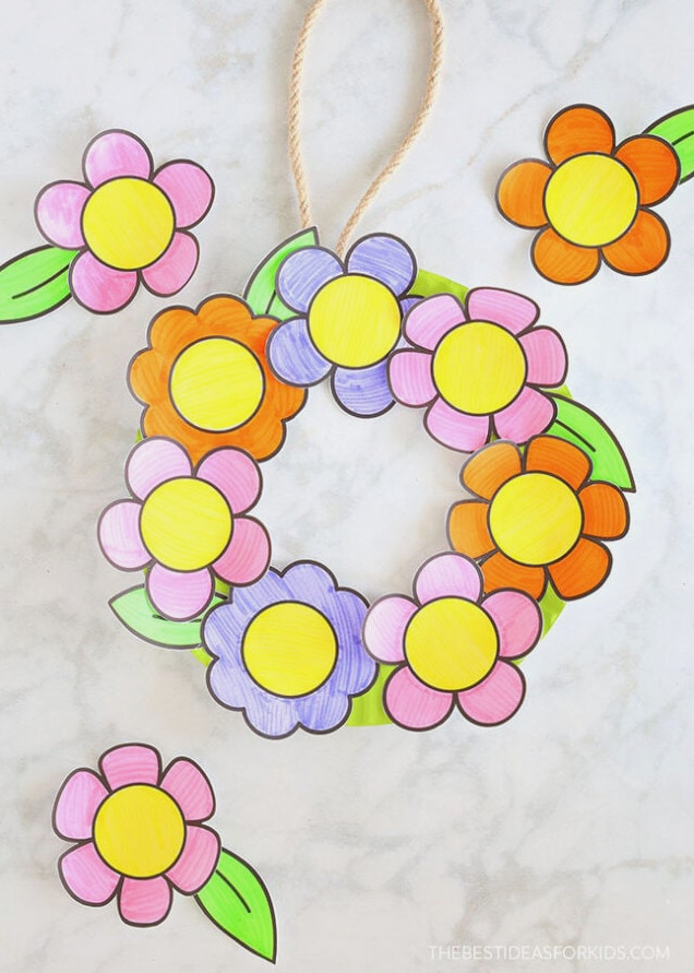 Paper Plate Flower Wreath