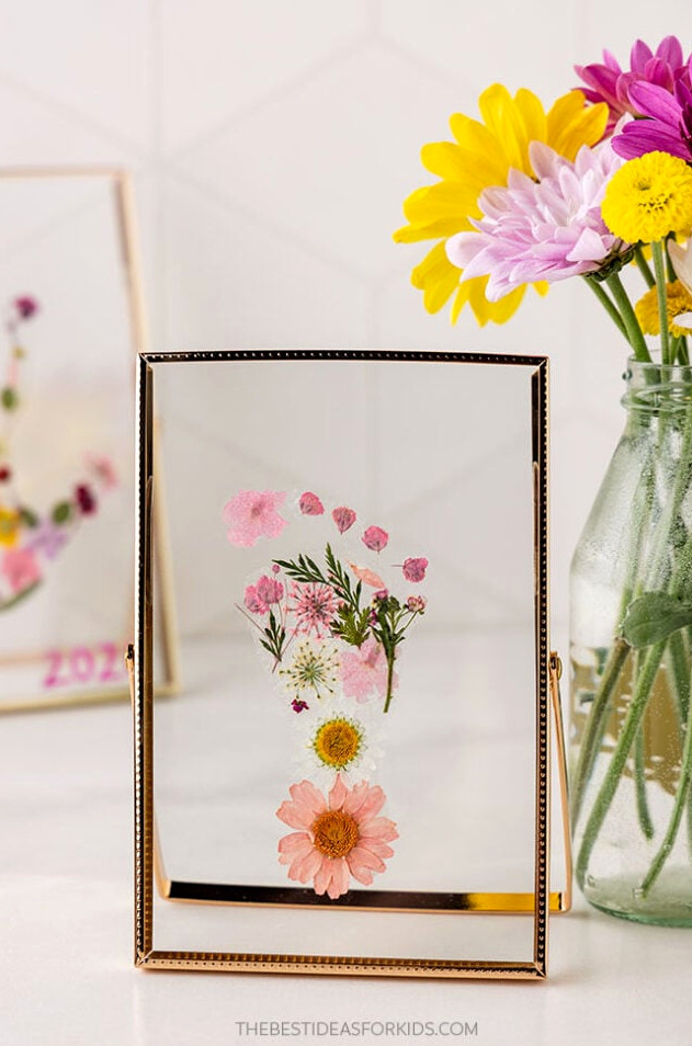 Pressed Flower Footprint Keepsake