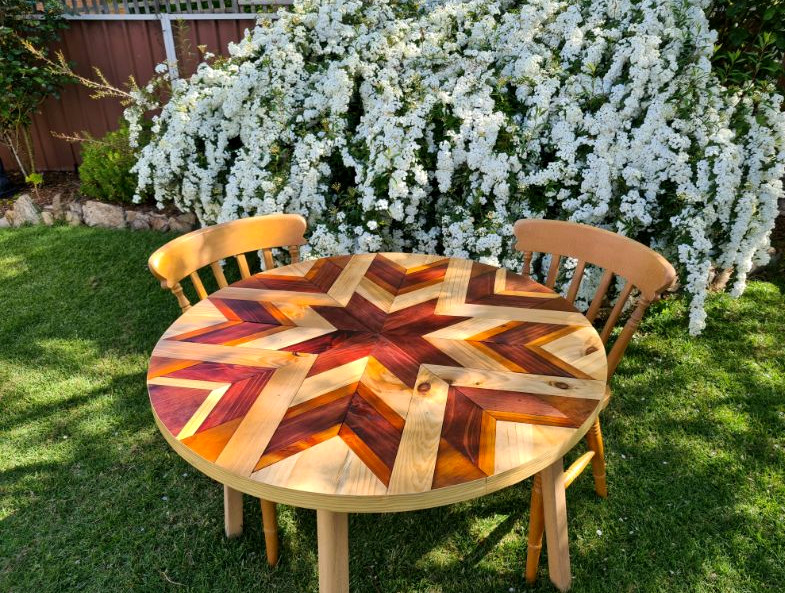 Round Barn Quilt Table