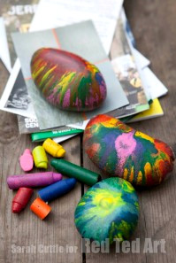 Crayon-Rocks-Gifts-for-Kids-To-Make
