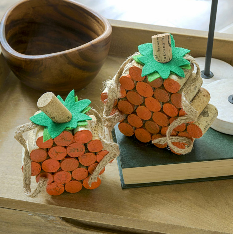 DIY cork pumpkins
