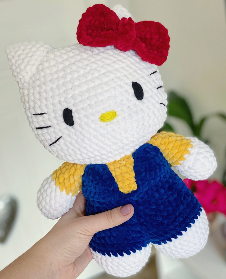 Hello Kitty Doll Crochet Pattern