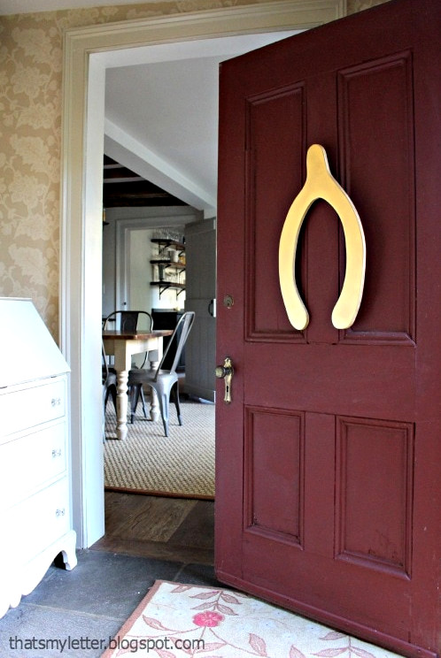 DIY giant gold wishbone