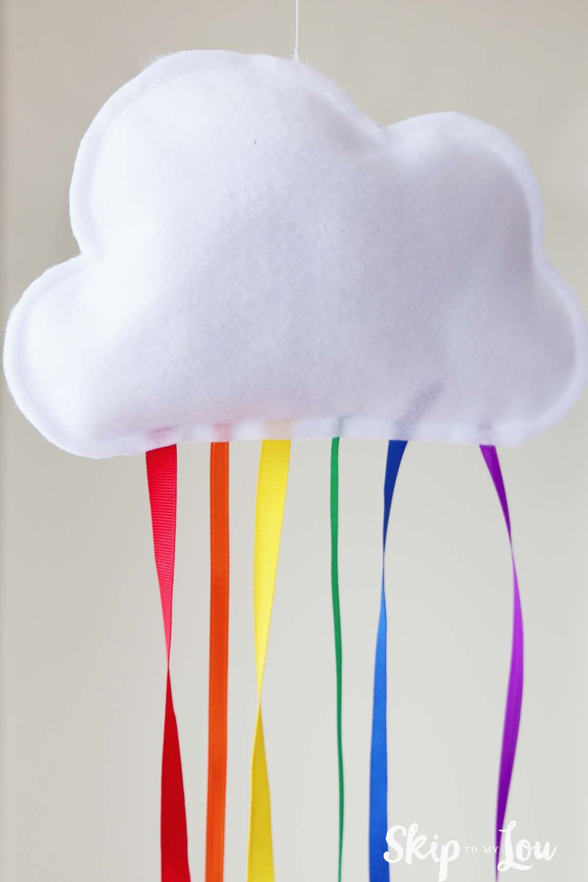 hanging cloud with rainbow ribbon