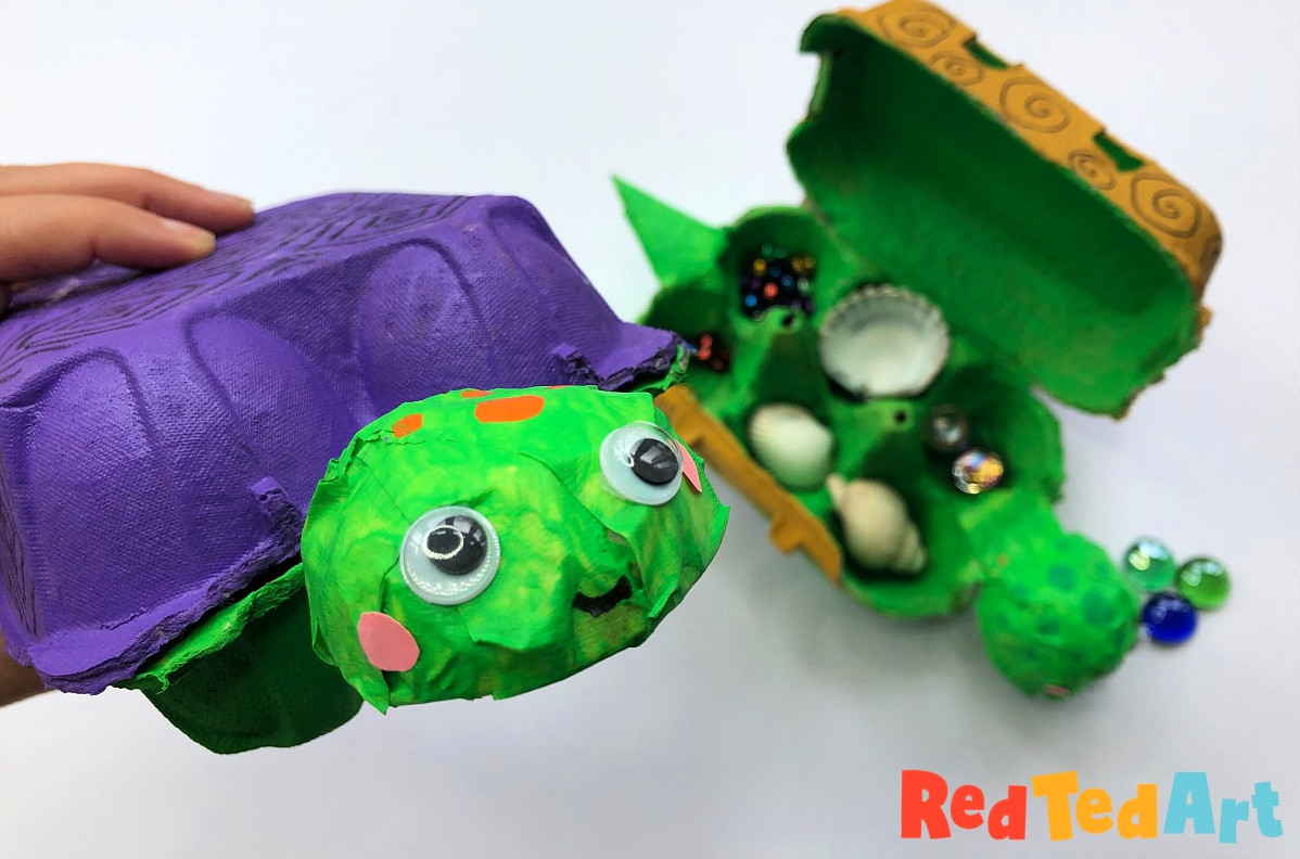 recycled turtle craft made from egg cartons
