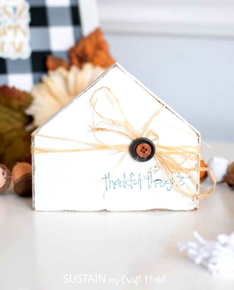 scrap wood house thanksgiving decoration