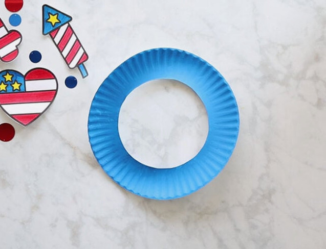 Paint the Paper Plate Blue